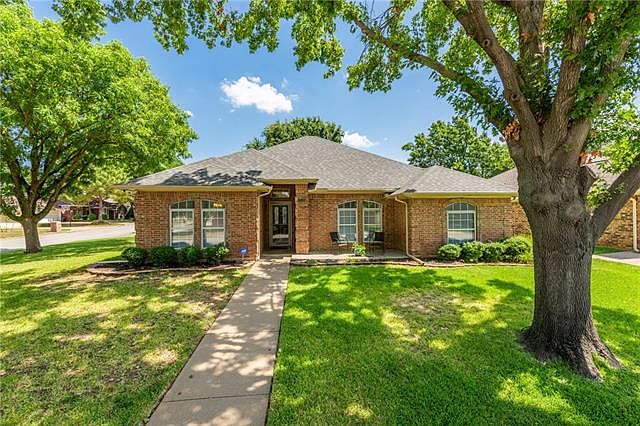 1st image of 7036 Live Oak Dr