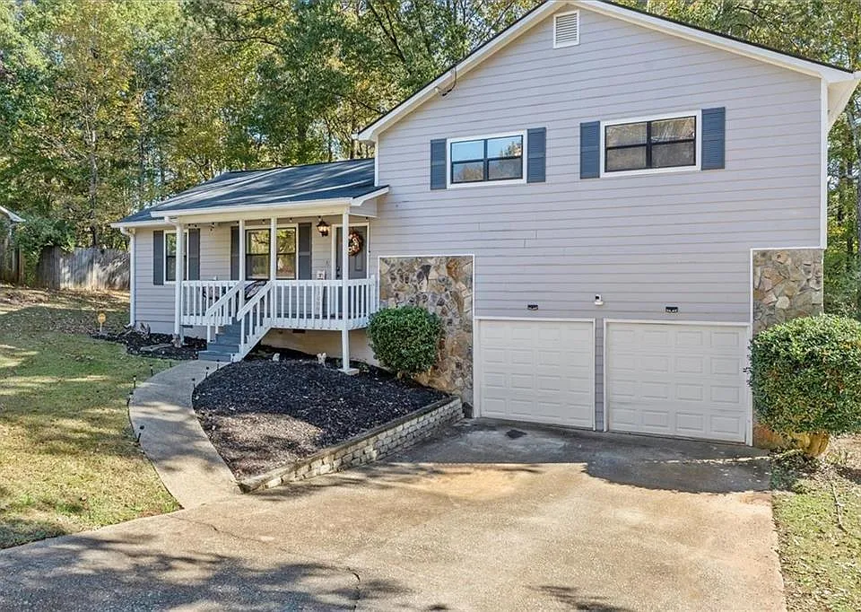 4041 Woodbridge Ct
