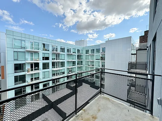 Rented by MADEHOME | media 8