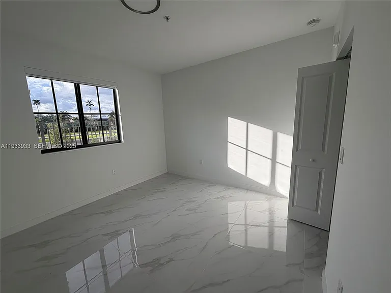 2308 E 4th Ave #208 — Photo 7