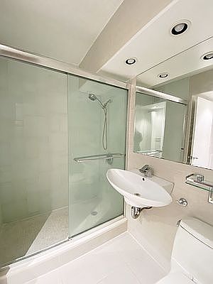 4th image of 376 Broadway APT 15G