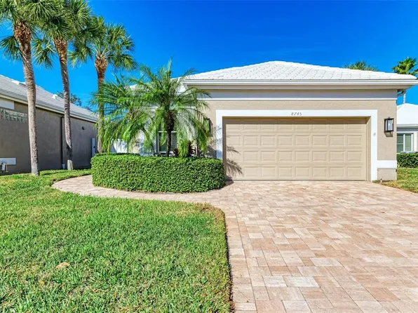 8745 53rd Ter E, Bradenton, FL 34211