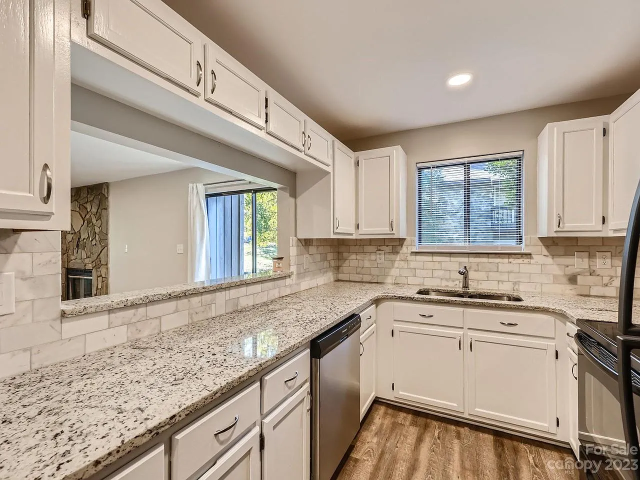 2 bed, 1204 sqft, $1,645 — Photo 1