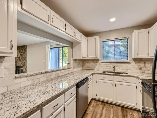 412 Mallard Head Ln, Mooresville, NC 28117
