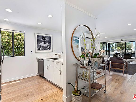 5th image of 833 Ocean Ave APT 105