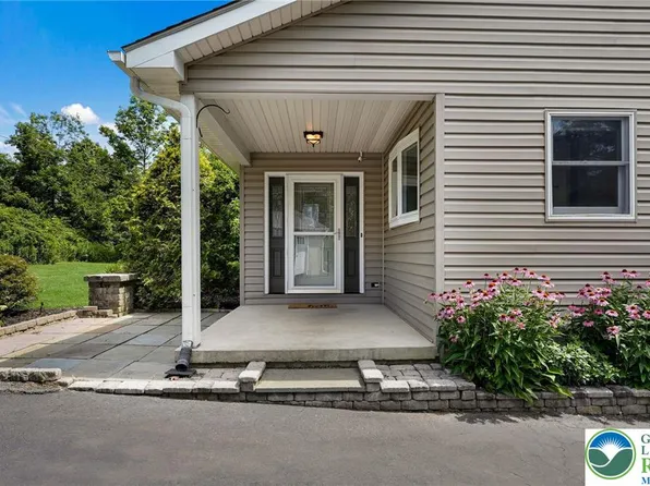 652 Mine Rd, Quakertown, PA 18951