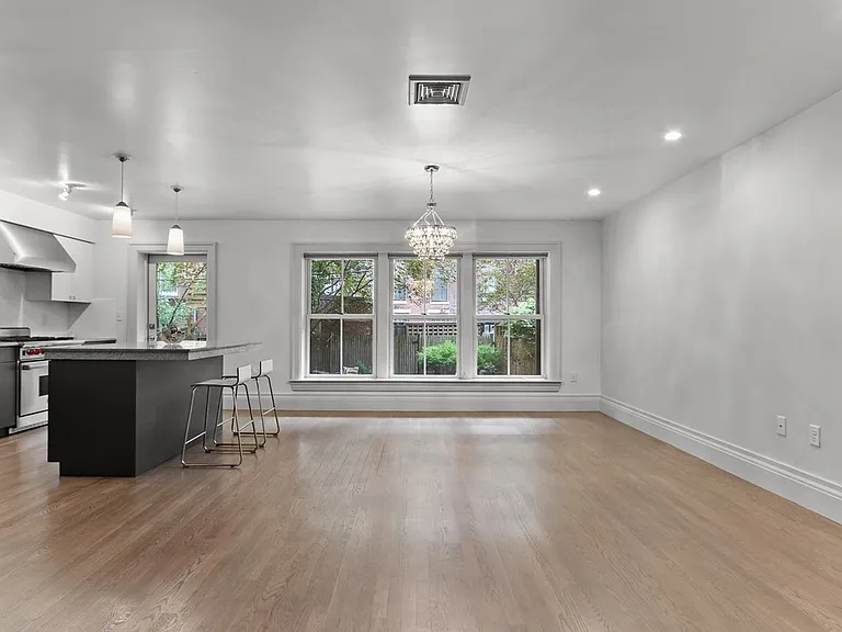 21 Union Park #GRD — Photo 9