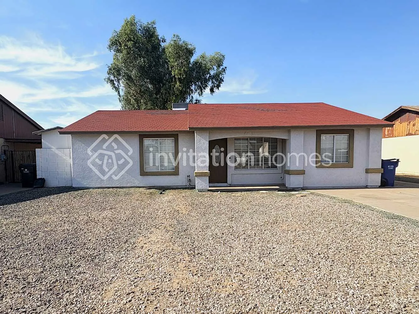 4712 E Carson Rd Phoenix, AZ 85042 — Photo 1