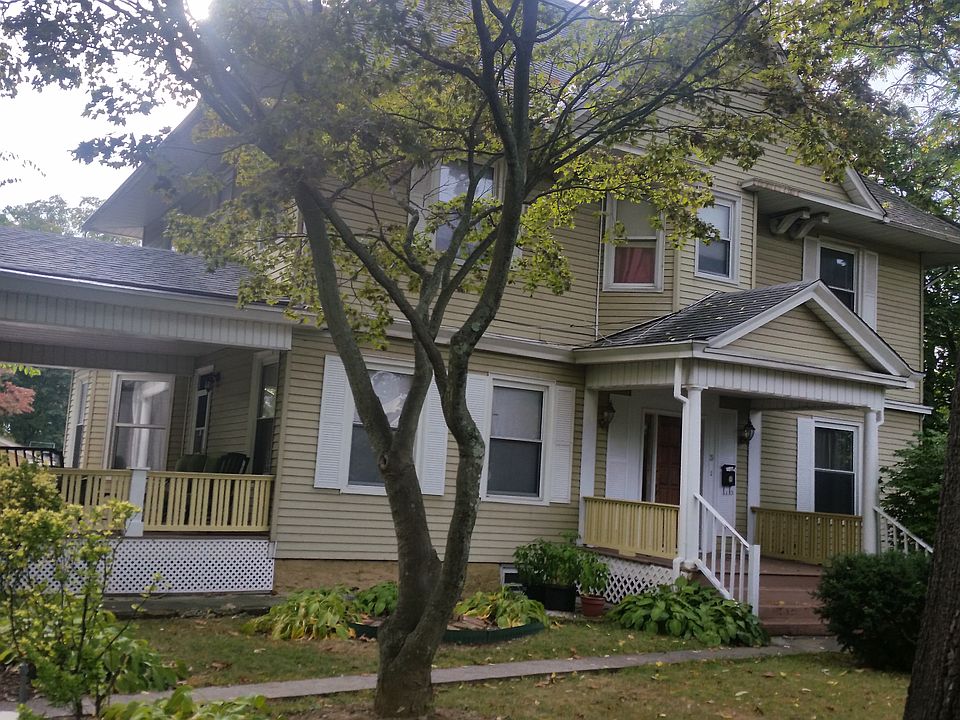 1st image of 3 Woodland Pl