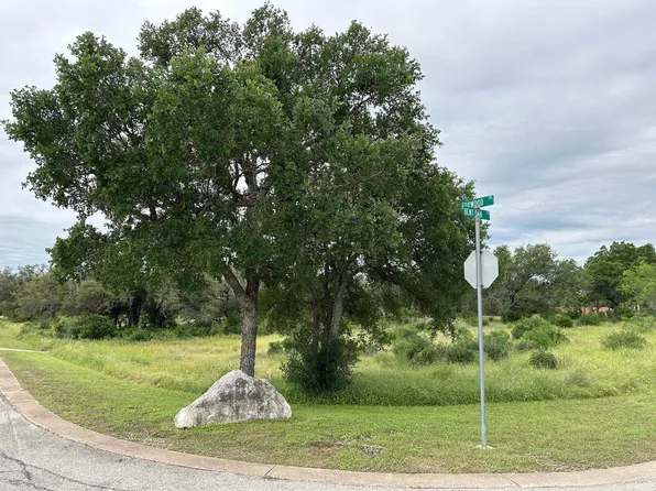200 Foxwood Trail, Marble Falls, TX 78654