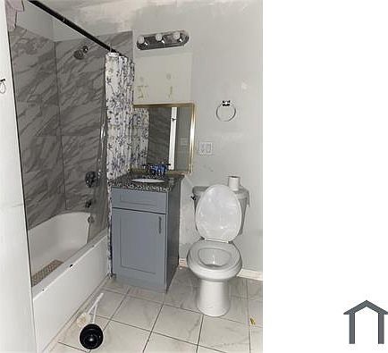 5th image of 4616 S Lake Park Ave APT 2W