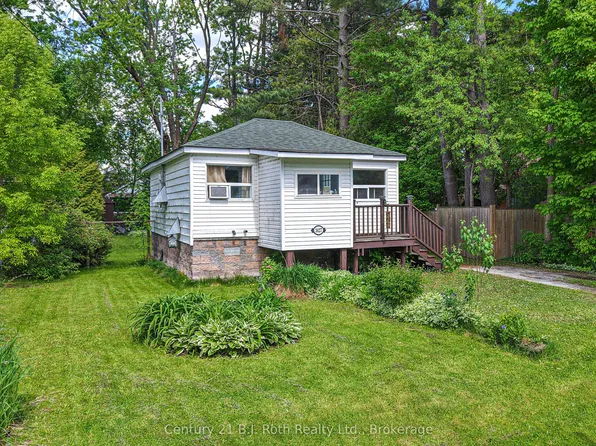 3427 Coronation Ave, Severn, ON L3V 0V8