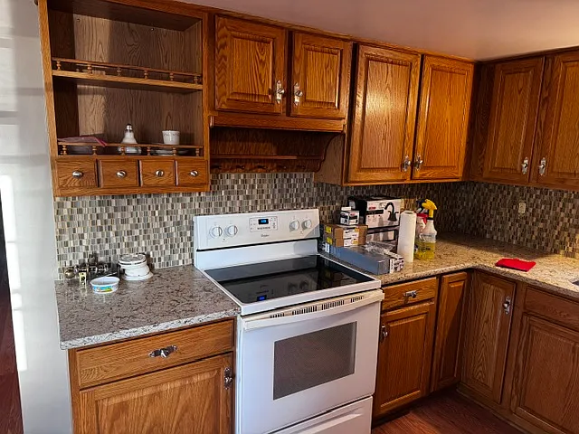 423 Taylor St — Photo 7