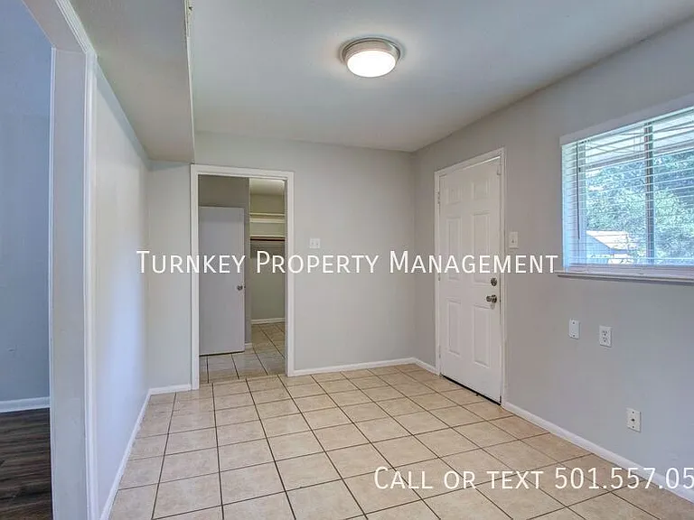 7 Fairbrook Dr — Photo 12