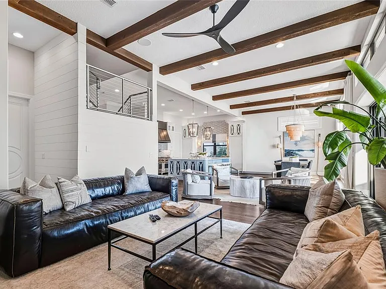 459 20th Ave — Photo 25