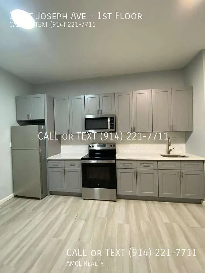 Building Photo - 33 Saint Josephs Ave #1