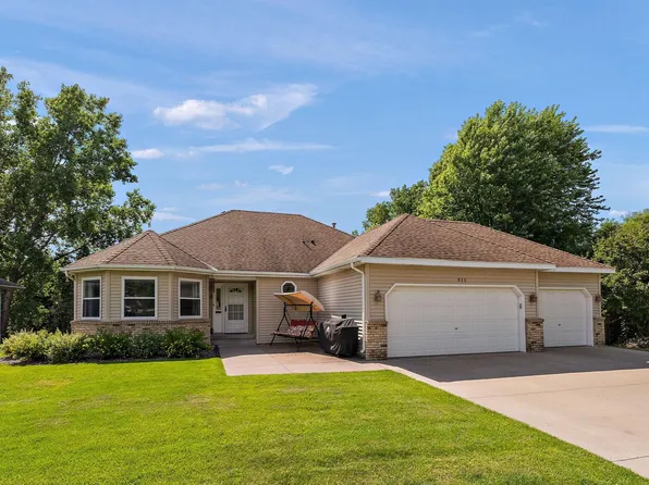 973 McClelland St S, Maplewood, MN 55119