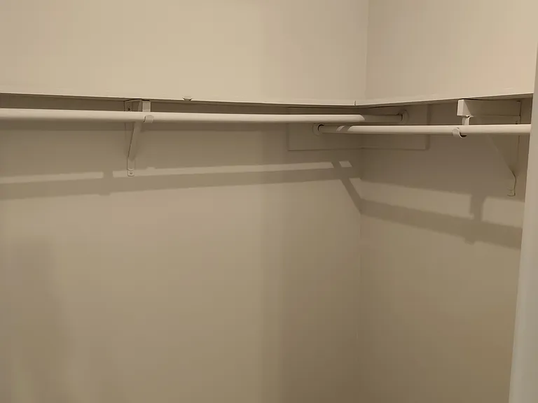 480 Charleston Ln — Photo 17