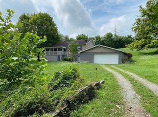 168 Greensboro Rd, Greensboro, PA 15338