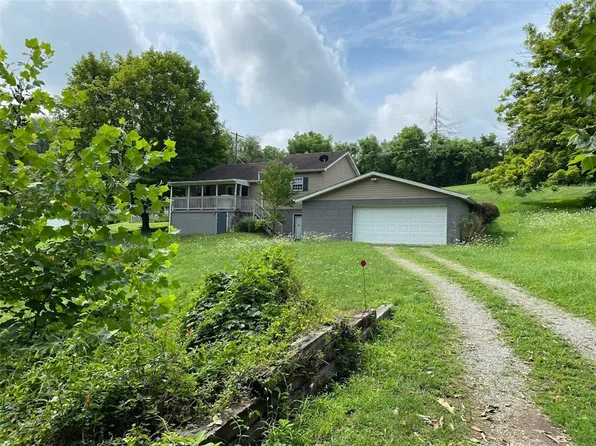 168 Greensboro Rd, Greensboro, PA 15338