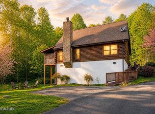 1627 Eagle Springs Rd, Sevierville, TN 37876