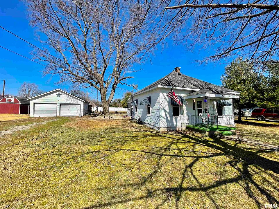 901 E 3rd St, Flora, IL 62839 Zillow