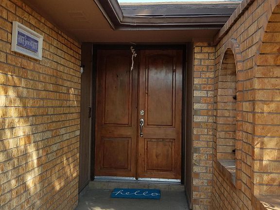 4th image of 2405 Robert Wynn St