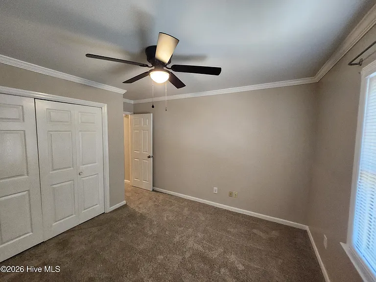 624 Crown Point Dr — Photo 19