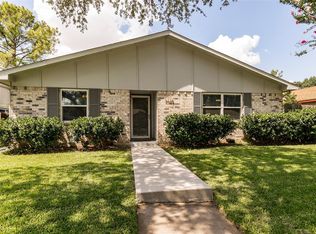 2025 Chatsworth Rd, Carrollton, TX 75007