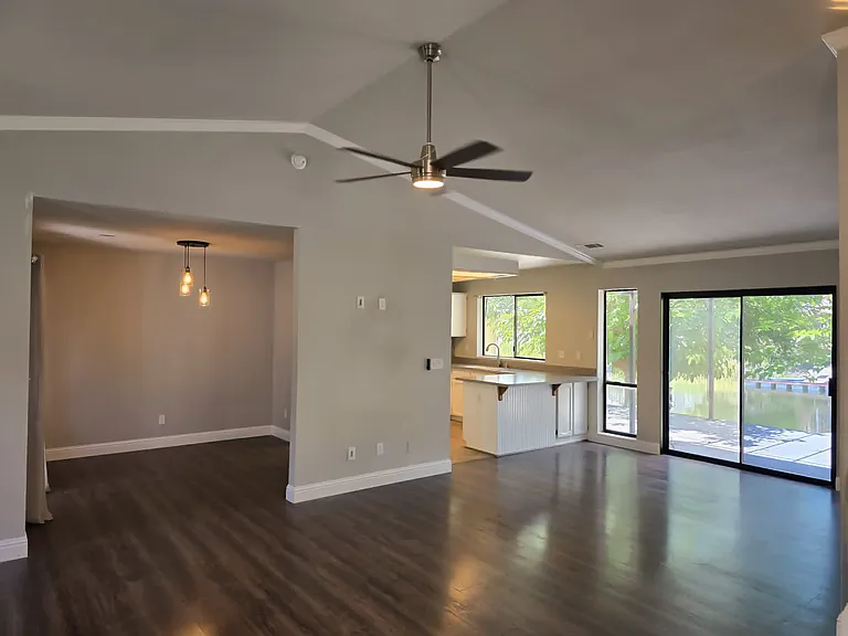 Sandpiper Ln — Photo 4