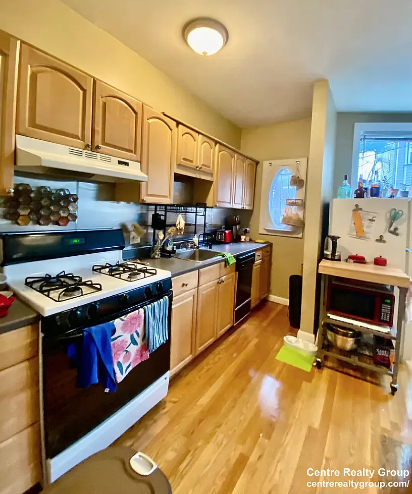 1 bed, 1.0 bath, $2,595 — Photo 1