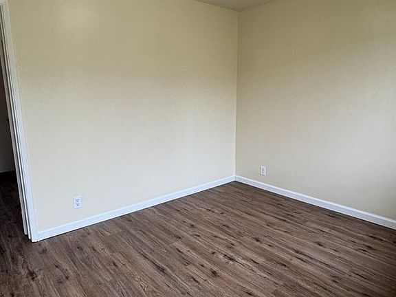 5th image of 170 S K St #3