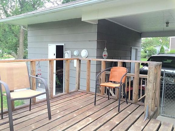 Covered breezeway and shop