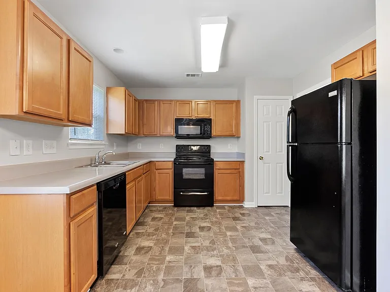6443 Brumit Ln — Photo 7