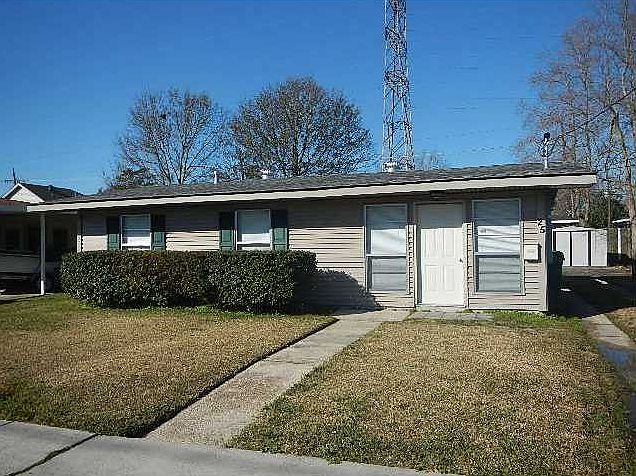 1st image of 25 Tulip Dr