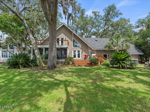 6 Broomfield Ln, Beaufort, SC 29907