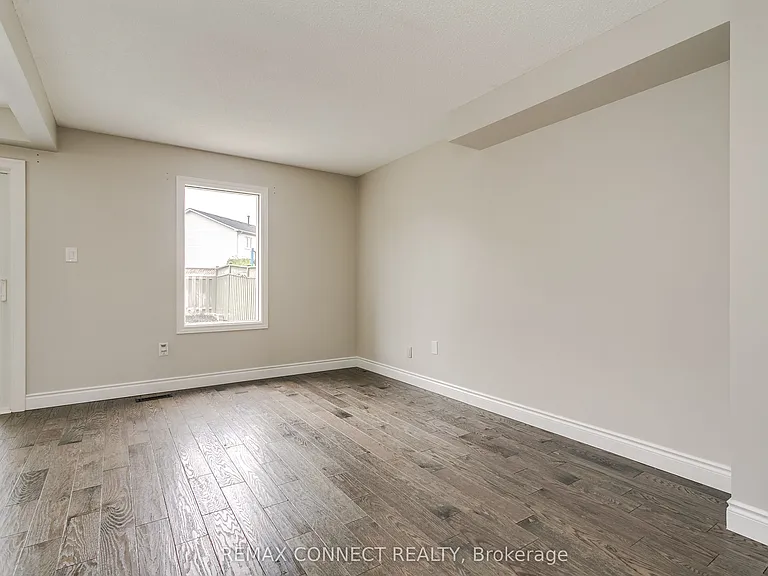 15 Kennedy Dr — Photo 9