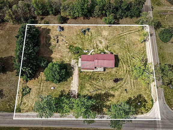 2nd image of 6022-13 Mile Rd