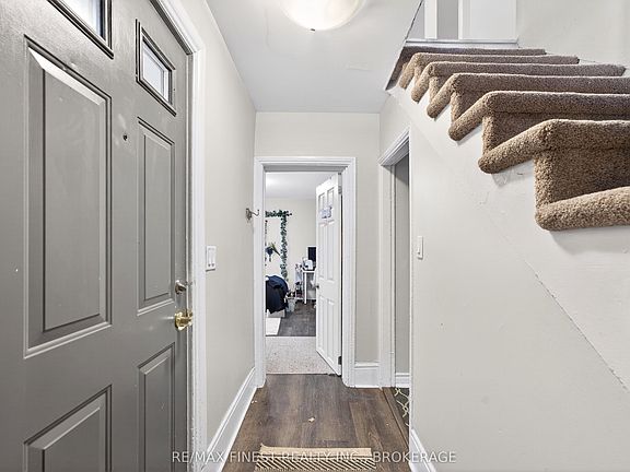 2nd image of 257 Earl St #255