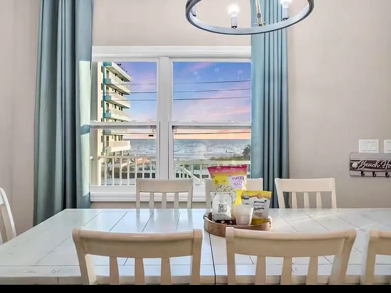 14133 Gulf Blvd — Photo 4