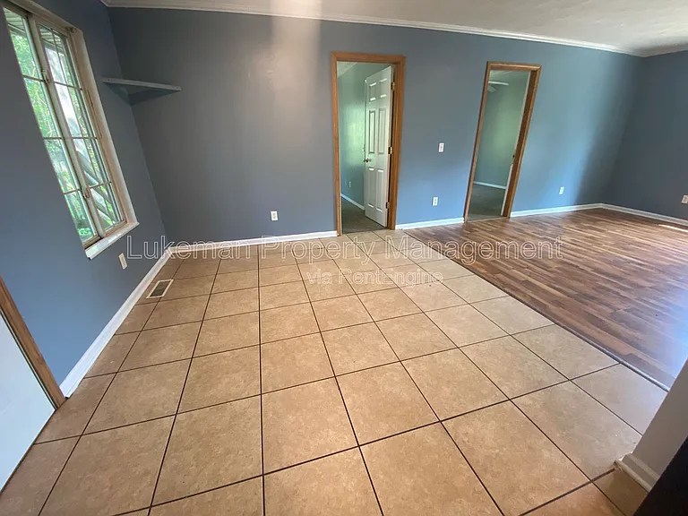 1201 Lafayette Ave — Photo 16