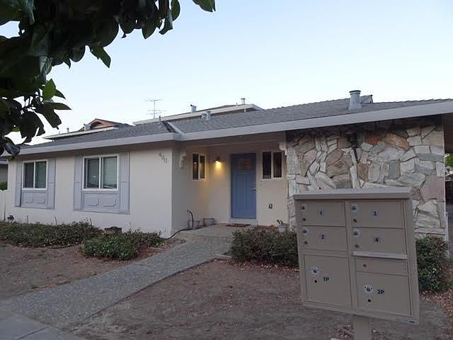 1st image of 480 Richfield Dr #1