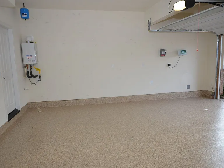 1005 Sea Glass Way — Photo 36