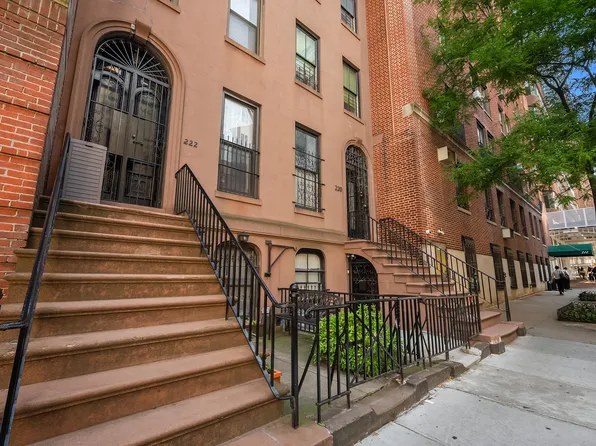 222 East 48th Street image 1 of 5