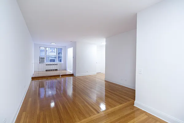 Rented by Oxford Property Group | media 13