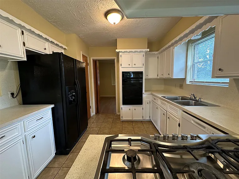 1937 Arcadia Dr — Photo 16
