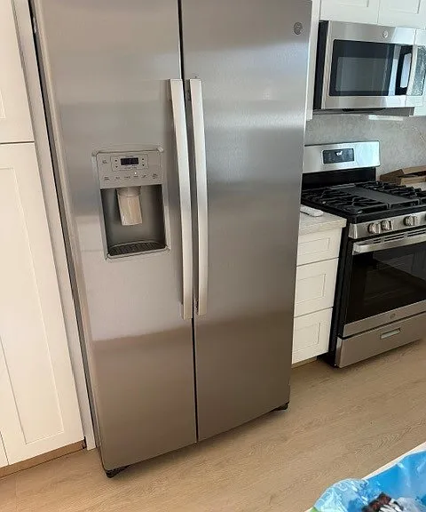 2541 McLaughlin Ave — Photo 5