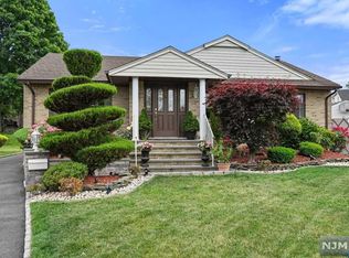 11 Robert Ct, Lodi, NJ 07644