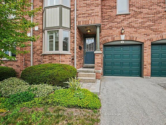 4th image of 76 River Dr #10
