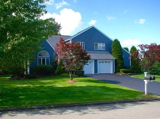 675 Brender Ln, Yorktown Heights, NY 10598